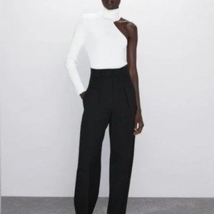 Zara One Shoulder White Ribbed Turtleneck Sweater Crop Size L